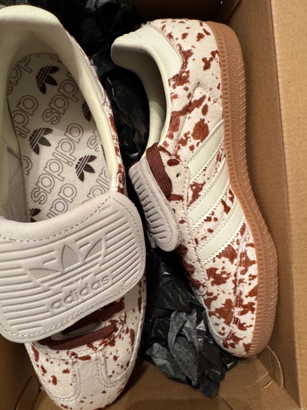 Adidas Sneakers - White & Brown - Picture 2 of 5
